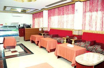 Sky Ways Hotel Дубай Екстериор снимка